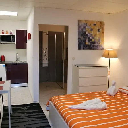 Le Louvre Hotel