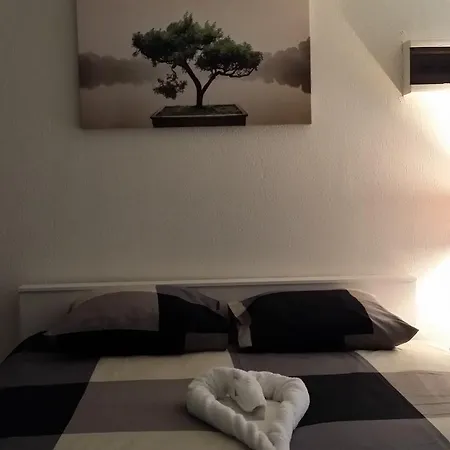 Le Louvre Hotel
